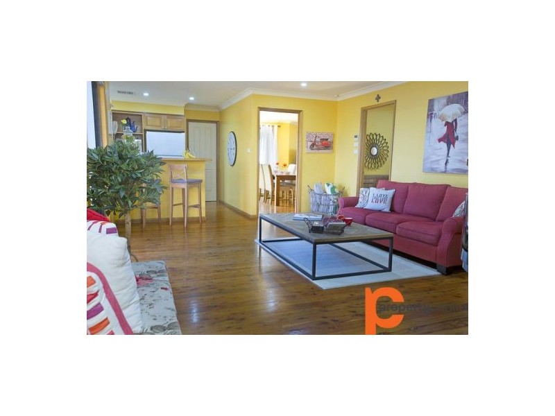 4 Opus Place, Cranebrook NSW 2749