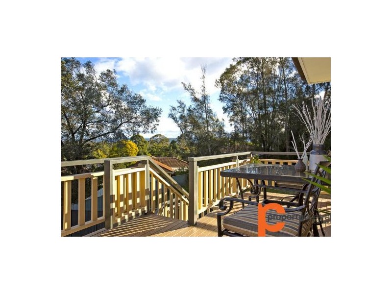 4 Opus Place, Cranebrook NSW 2749
