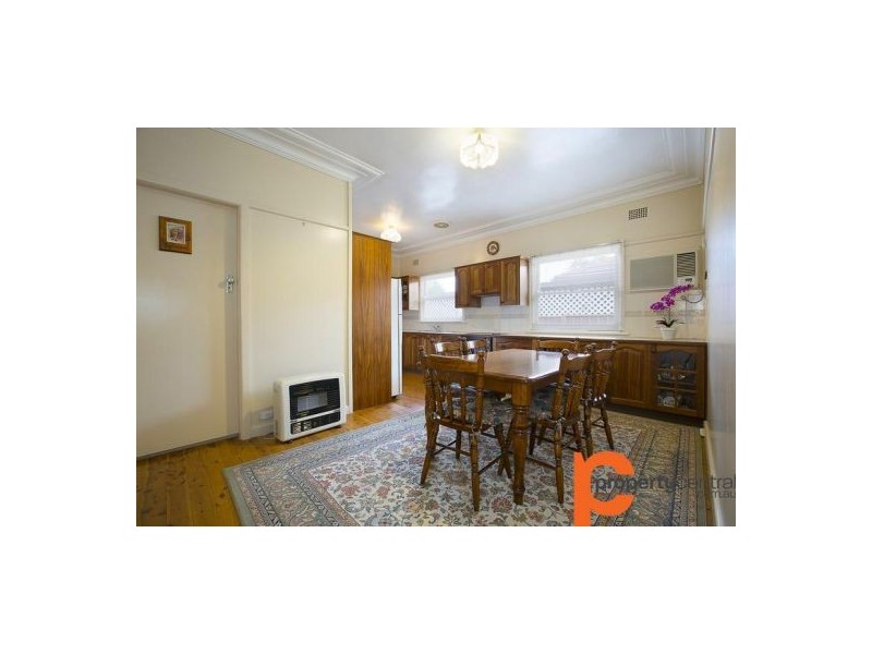 4 Loftus Street, Regentville NSW 2745