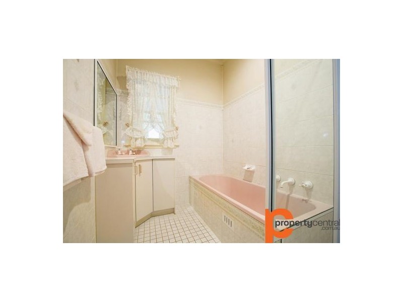 4 Loftus Street, Regentville NSW 2745