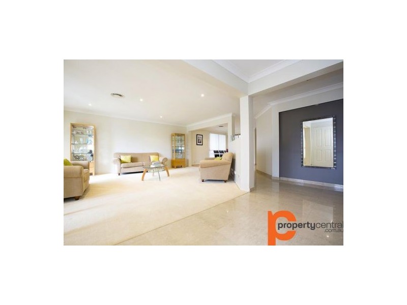 10 Acorn Street, Emu Plains NSW 2750