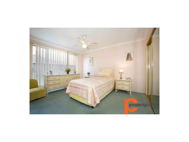 5 Birkdale Circuit, Glenmore Park NSW 2745