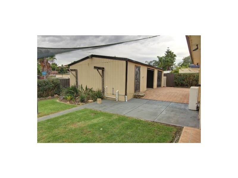27 Stringybark Avenue, Cranebrook NSW 2749