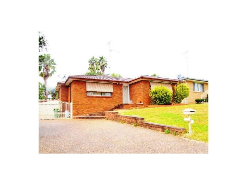 3 Ravenglass Place, Cranebrook NSW 2749