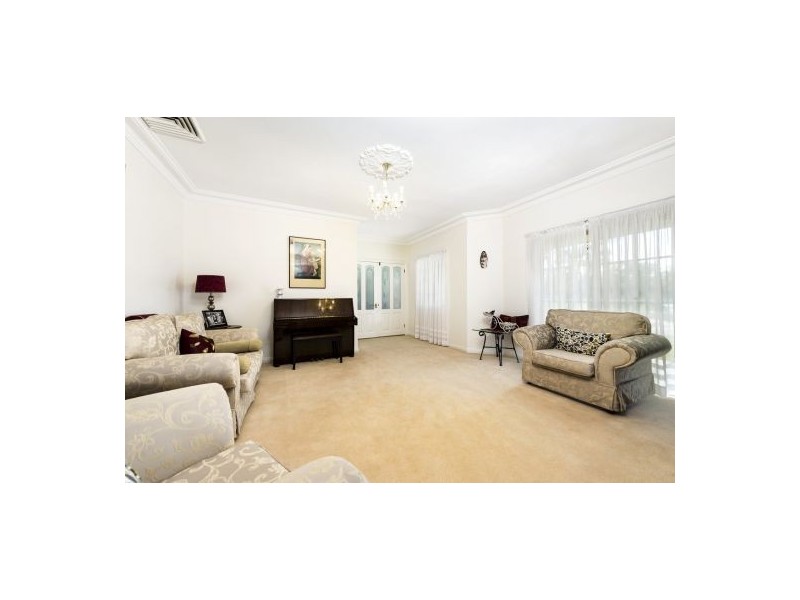 72 Sheredan Road, Castlereagh NSW 2749