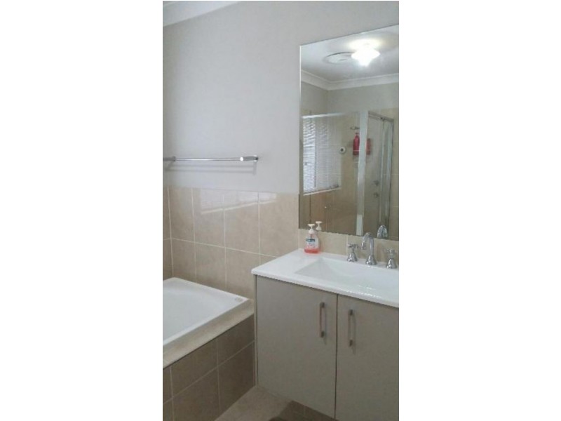 48 Glenmore Ridge Drive, Glenmore Park NSW 2745