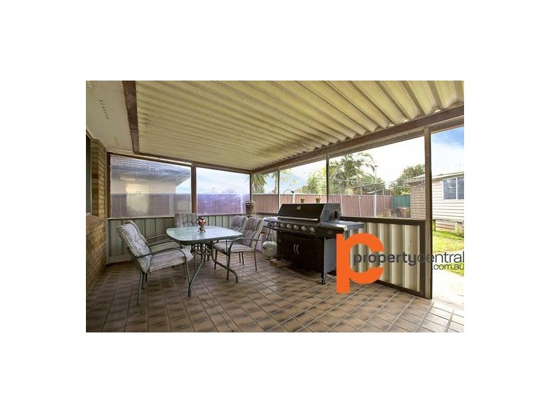 4 Coral Place, Cambridge Park NSW 2747
