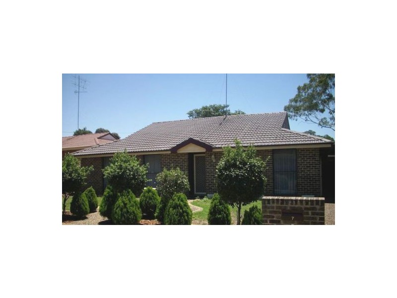 7 Korimul Crescent, South Penrith NSW 2750