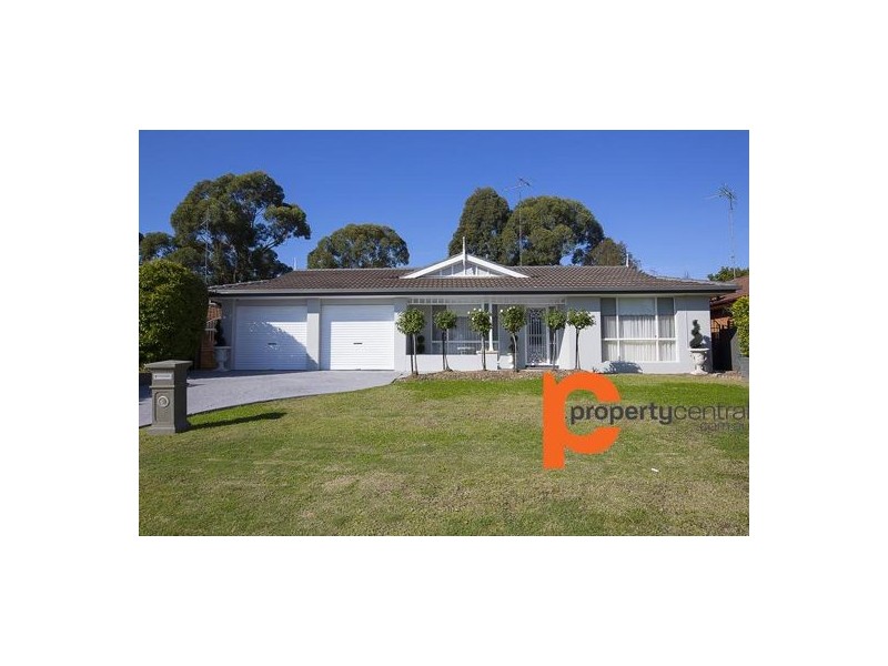 18 School House Road, Glenmore Park NSW 2745