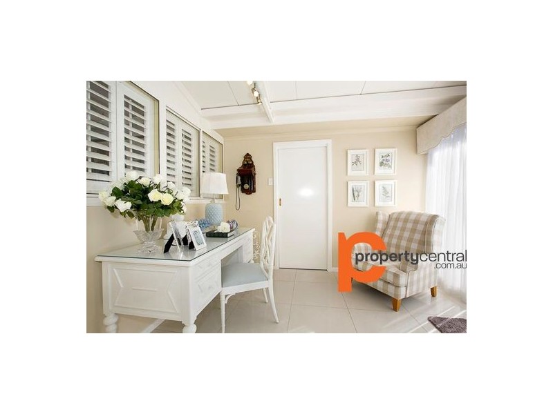 18 School House Road, Glenmore Park NSW 2745