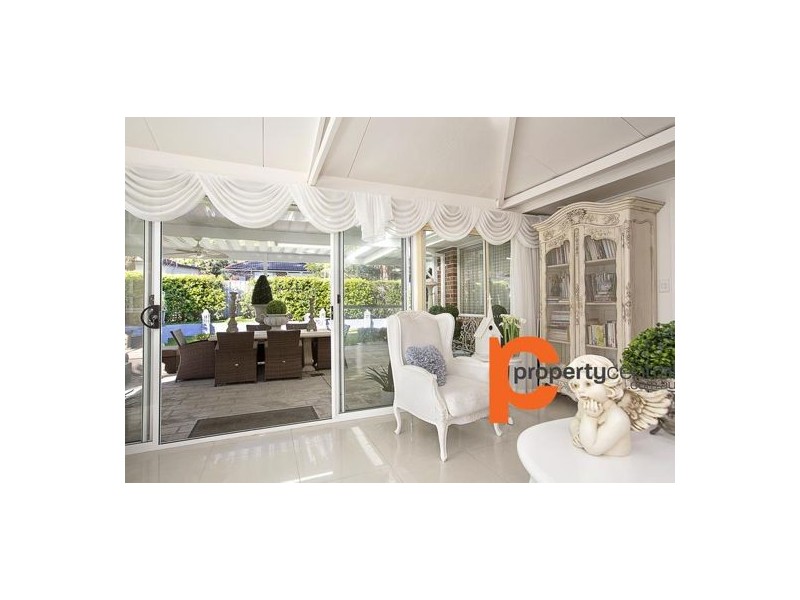 18 School House Road, Glenmore Park NSW 2745