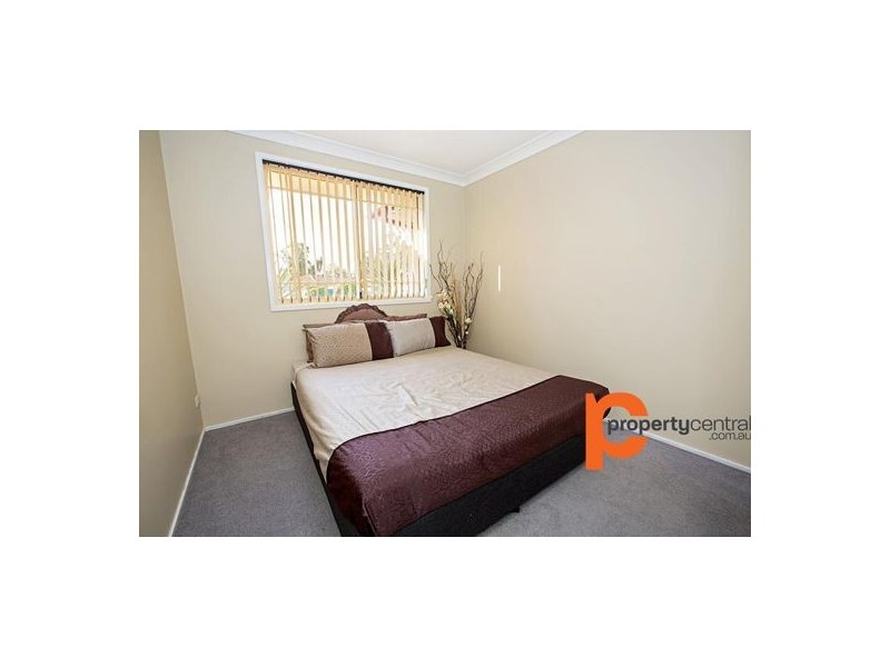 1/12 Chausson Place, Cranebrook NSW 2749