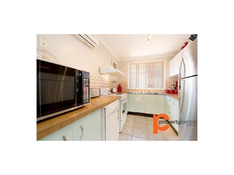 4 Paul Close, Cranebrook NSW 2749