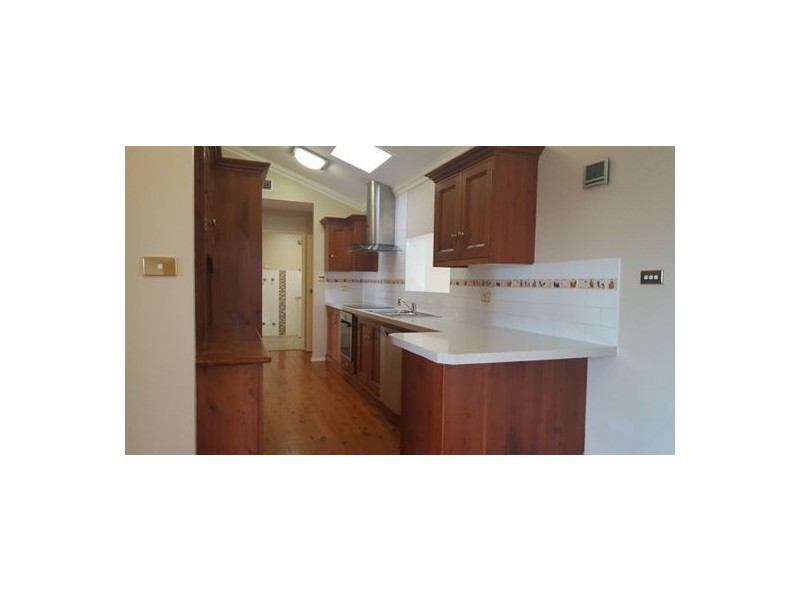 3 Lapstone Place, Leonay NSW 2750