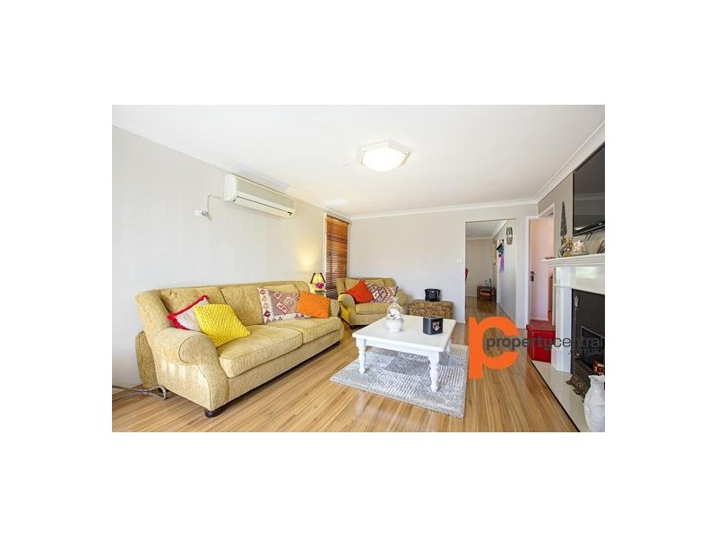 23 Lynx Place, Cranebrook NSW 2749