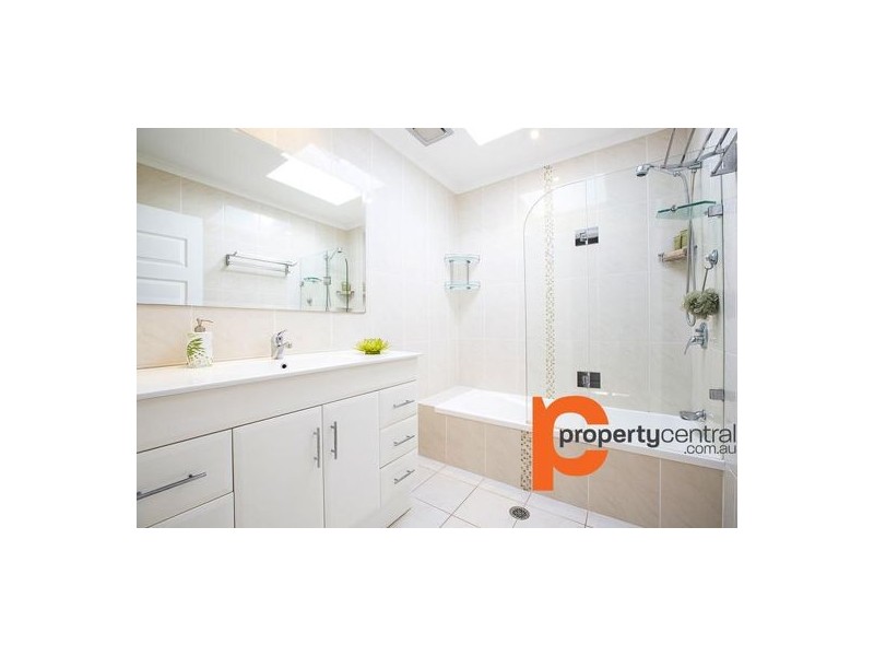 5 Weatherby Avenue, Cambridge Park NSW 2747