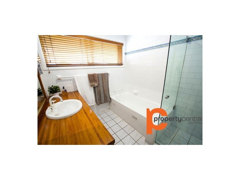 28 Pamela Parade, Leonay NSW 2750