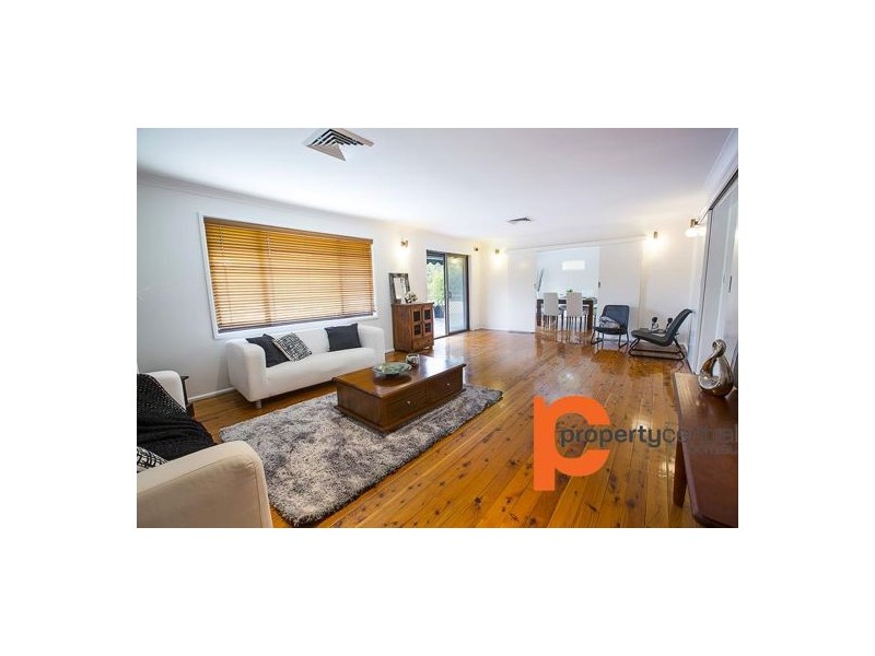 28 Pamela Parade, Leonay NSW 2750