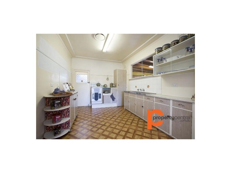 36 Hornseywood Ave, Penrith NSW 2750