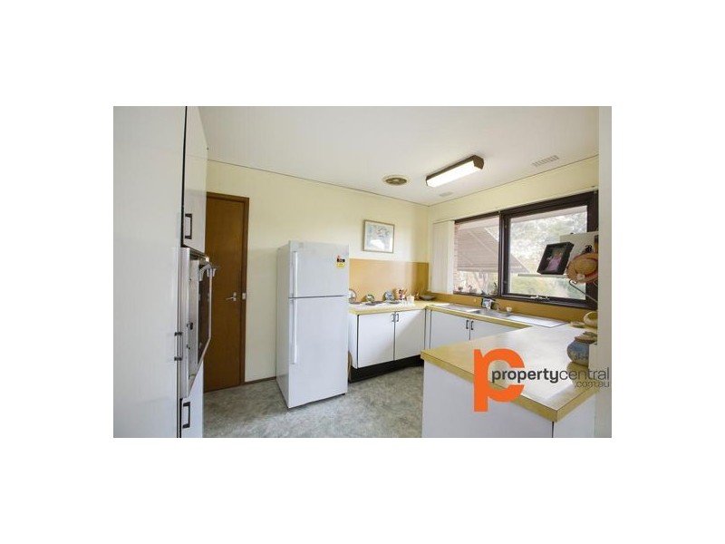 10 Hillview Avenue, South Penrith NSW 2750