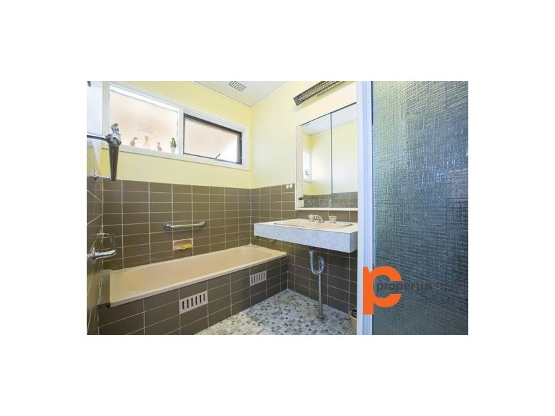 10 Hillview Avenue, South Penrith NSW 2750