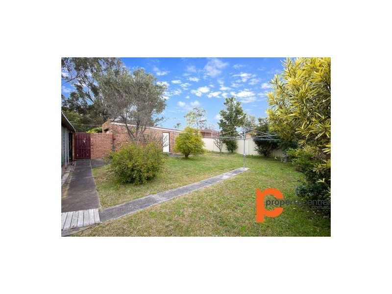 10 Hillview Avenue, South Penrith NSW 2750