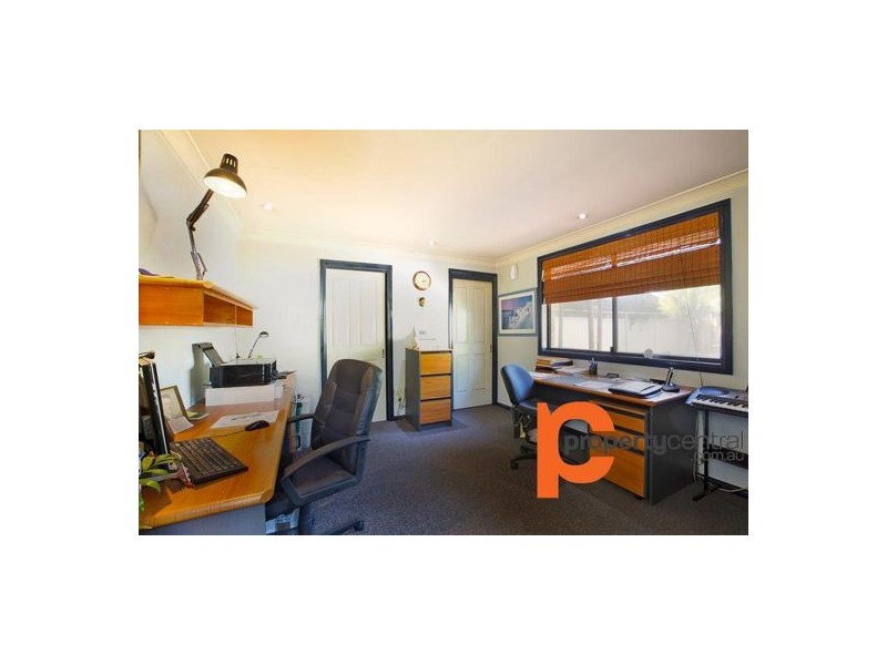 6 Peter Court, Jamisontown NSW 2750