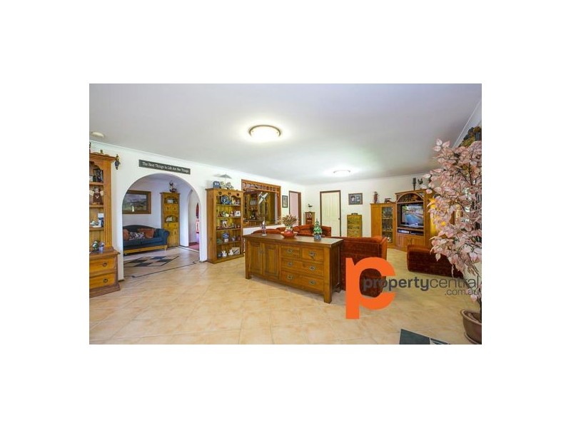 6 Peter Court, Jamisontown NSW 2750