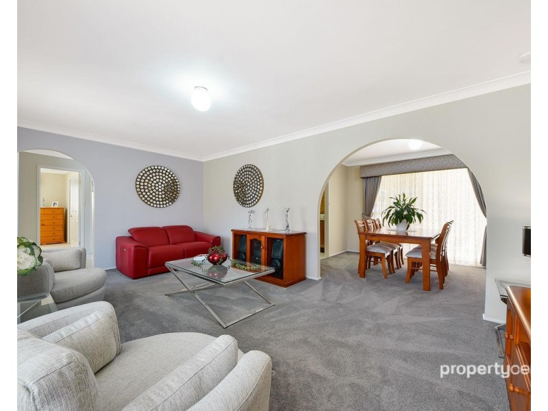 17 Camelot Drive, Cranebrook NSW 2749