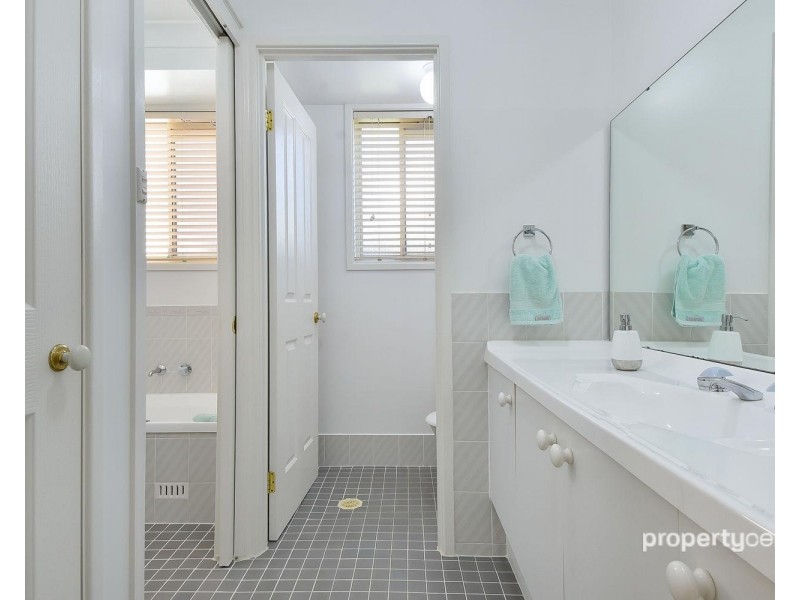 17 Camelot Drive, Cranebrook NSW 2749