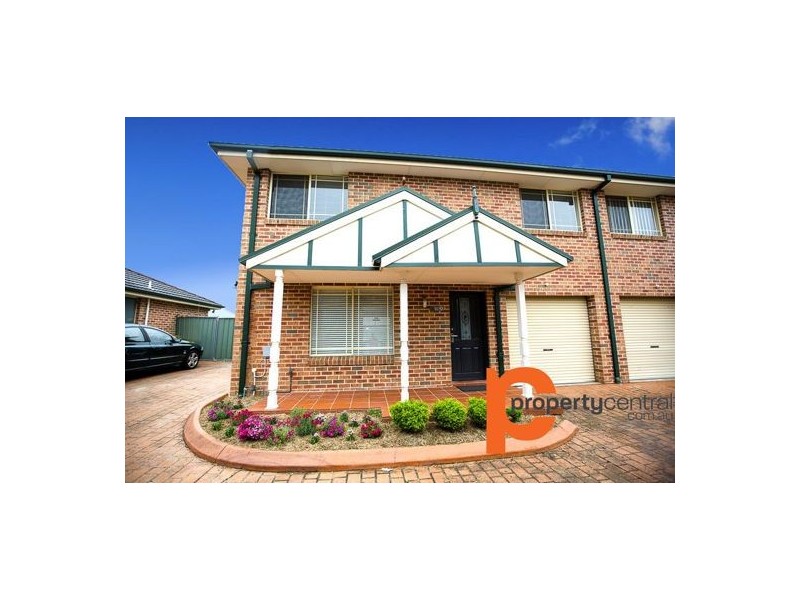 2/67 Jamison Road, Kingswood NSW 2747