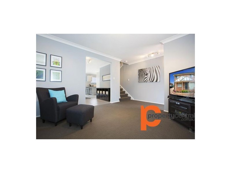 2/67 Jamison Road, Kingswood NSW 2747