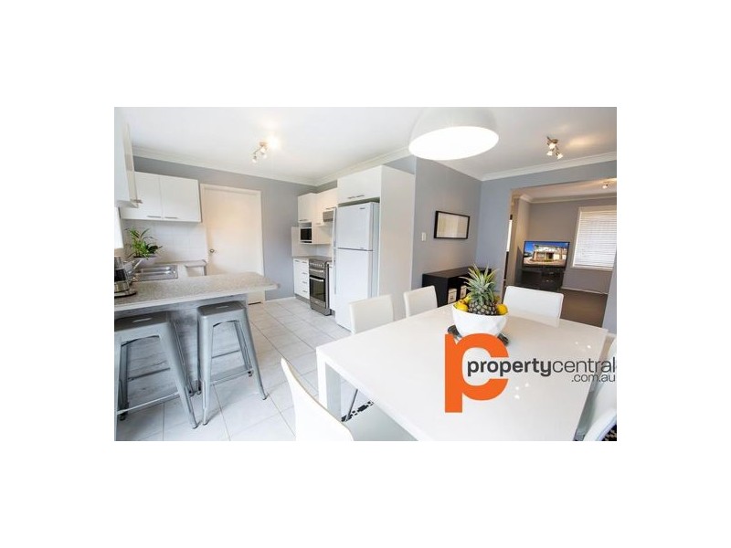 2/67 Jamison Road, Kingswood NSW 2747