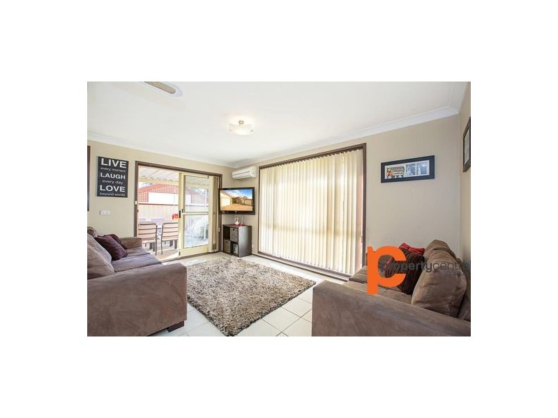 1/12 Chausson Place, Cranebrook NSW 2749
