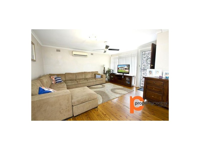 9 Sunda Avenue, Whalan NSW 2770