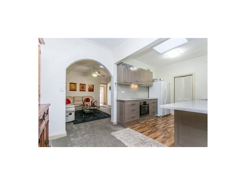 36 Oxford Street, Cambridge Park NSW 2747