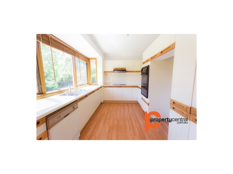 25 Deloraine Drive, Leonay NSW 2750