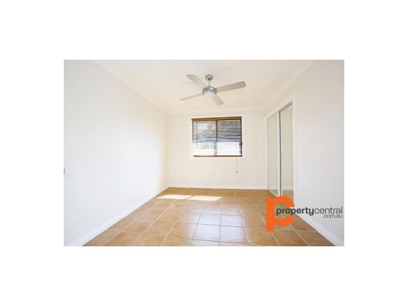 10/39-41 Regentville Road, Glenmore Park NSW 2745