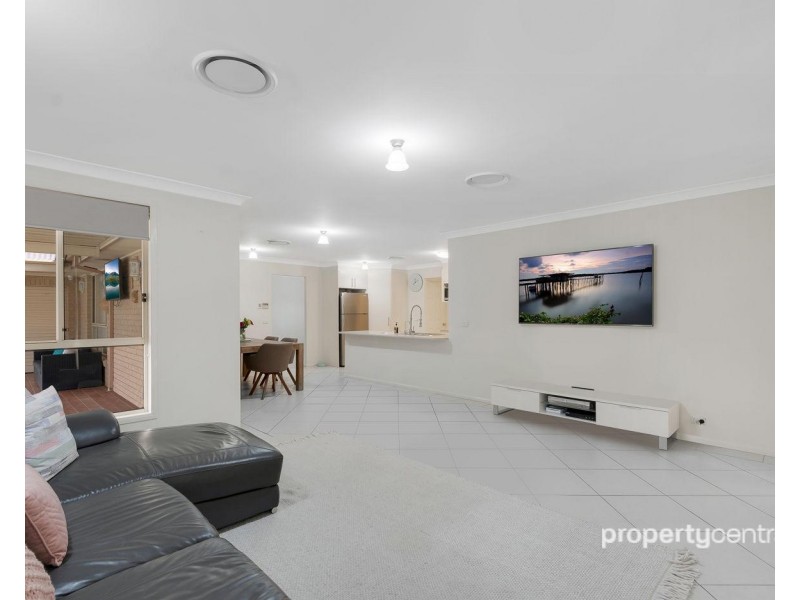 10 Tarrabundi Drive, Glenmore Park NSW 2745