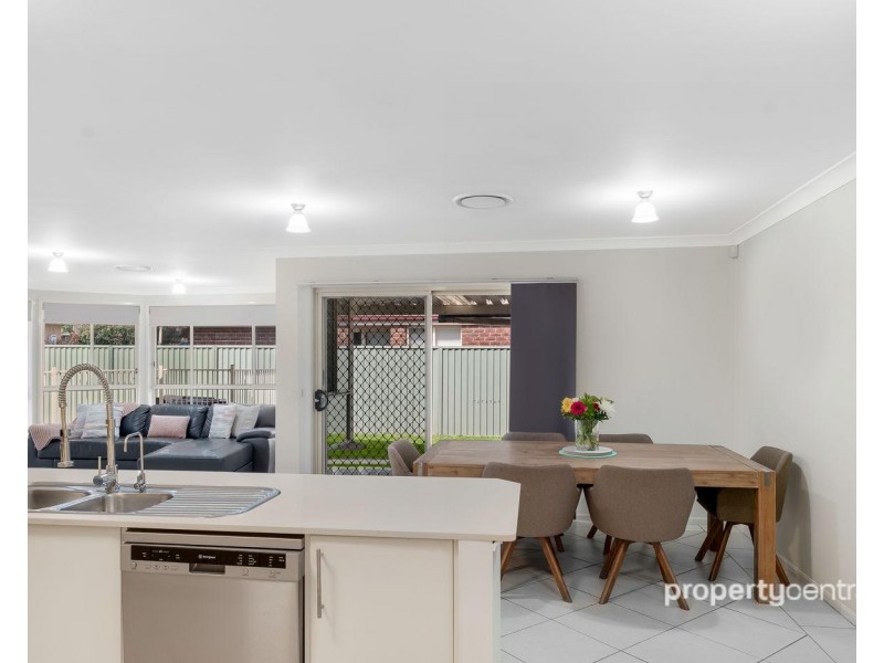 10 Tarrabundi Drive, Glenmore Park NSW 2745