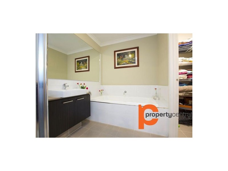 21 Lapwing Way, Cranebrook NSW 2749