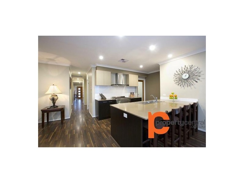 21 Lapwing Way, Cranebrook NSW 2749