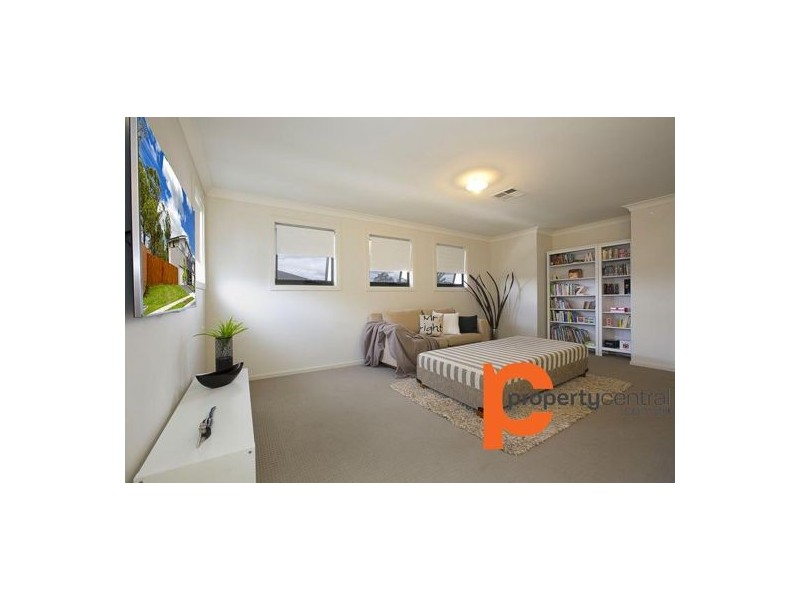 2 Shellbourne Place, Cranebrook NSW 2749