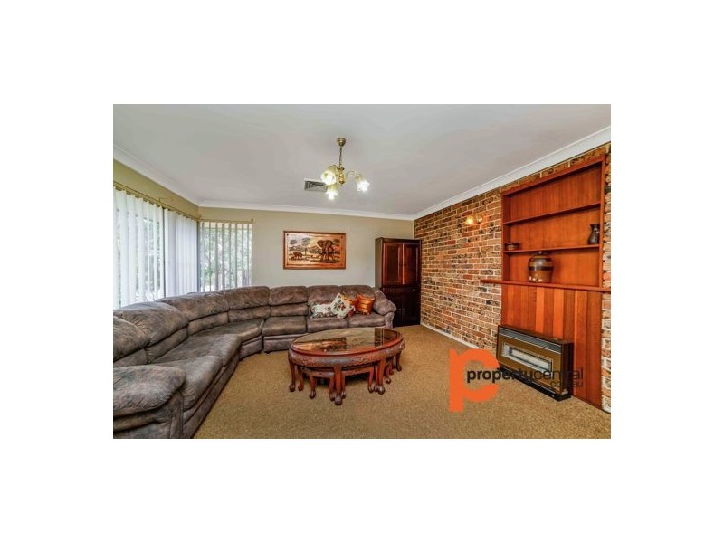 15 Beauty Point Crescent, Leonay NSW 2750