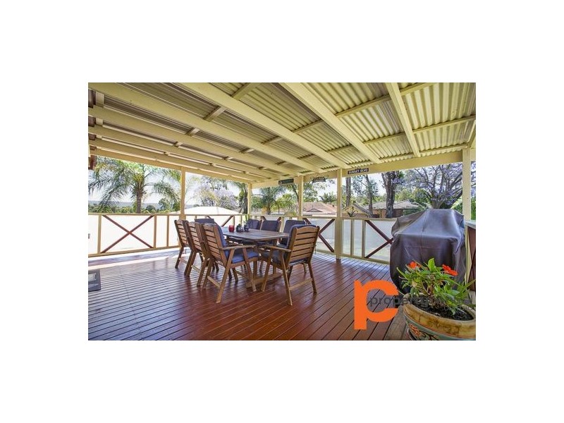 10 Graham Close, Cranebrook NSW 2749
