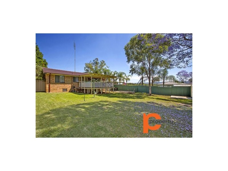 10 Graham Close, Cranebrook NSW 2749