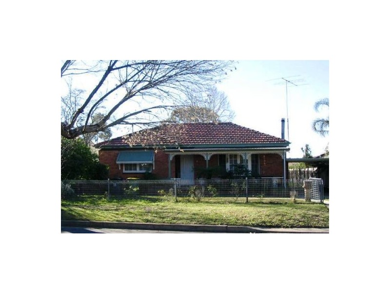 11 Anthony Crescent, Kingswood NSW 2747