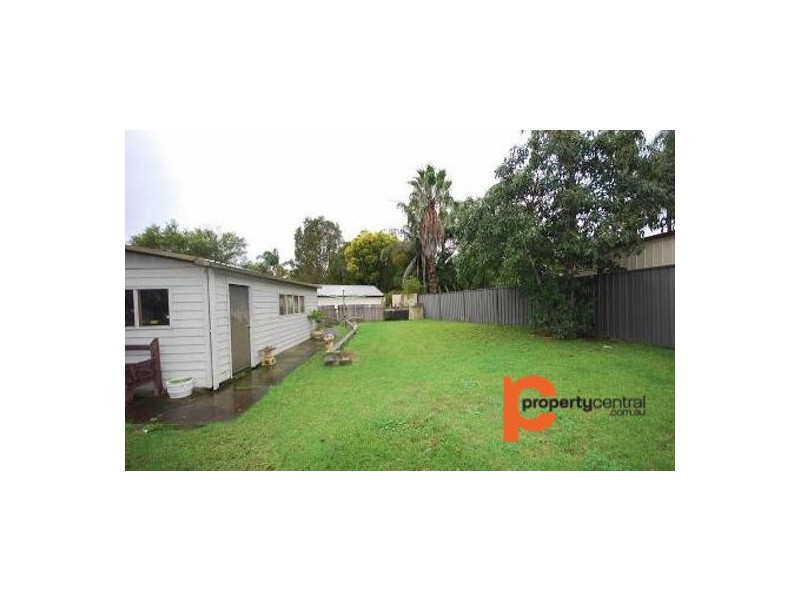 2 Ravenglass Place, Cranebrook NSW 2749