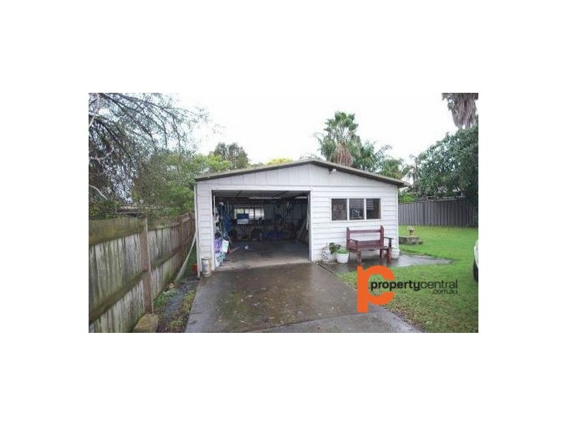 2 Ravenglass Place, Cranebrook NSW 2749