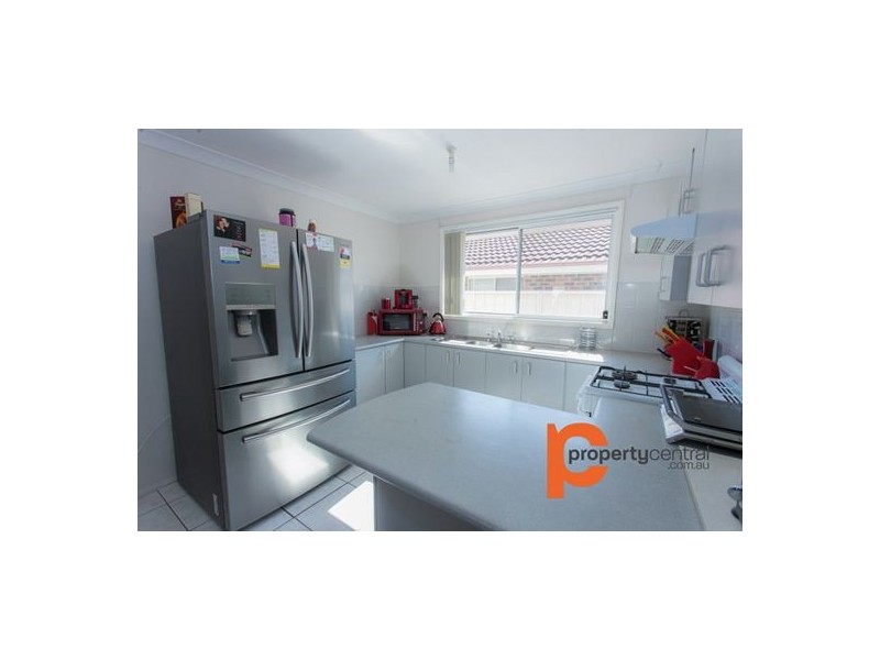 5 Westcott Place, Oakhurst NSW 2761